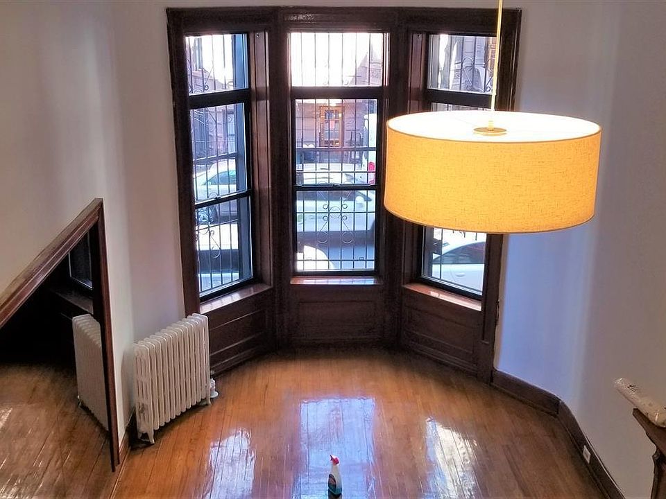 1st image of 316 W 104th St APT 2A