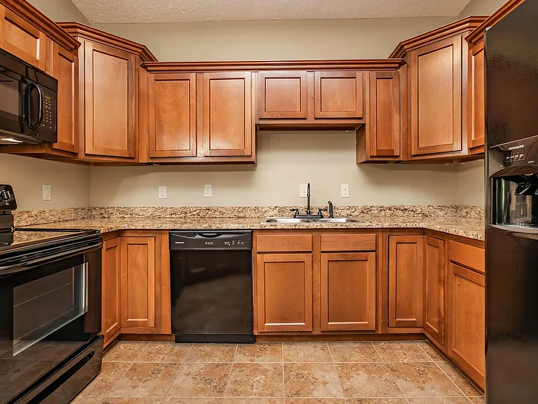 Stonewater Place Apartments — Photo 20