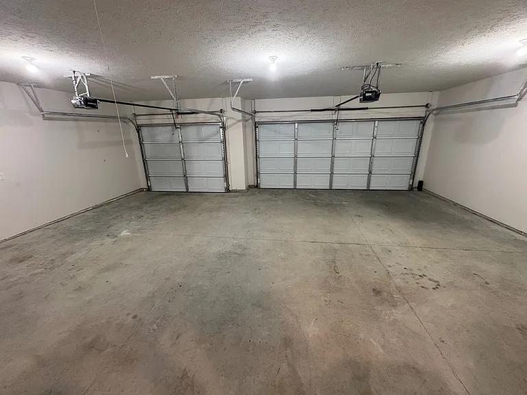 4354 W Riley St — Photo 15