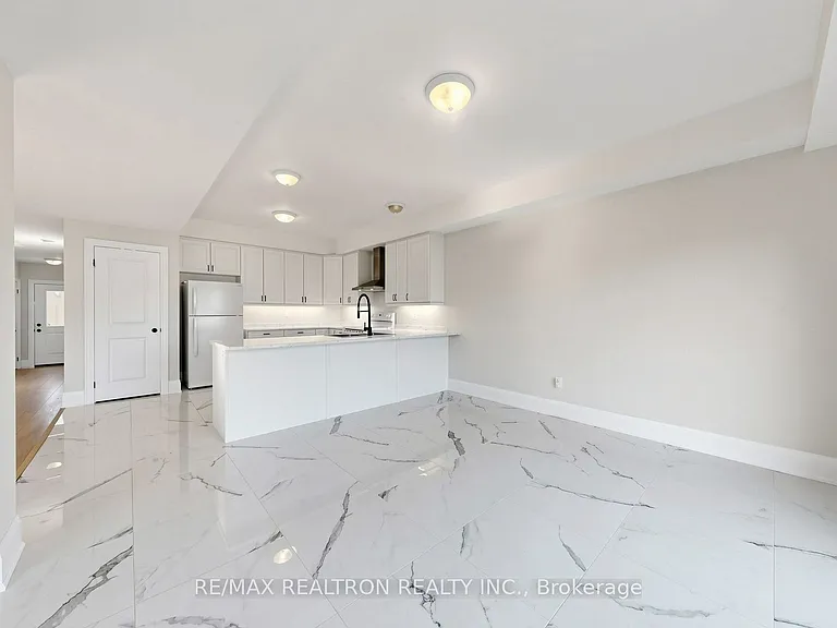 4 Braeburn St — Photo 12