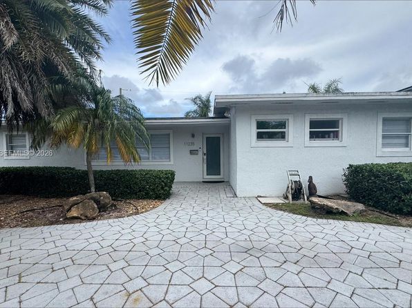 11235 NW 62nd Ave