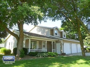 2905 W Capitol Dr, Appleton, WI 54914