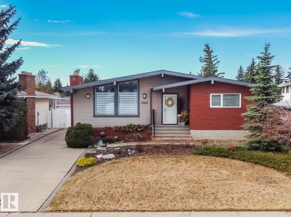 10811 43rd Ave NW, Edmonton, AB T6J 2R3