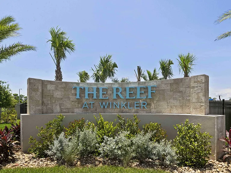 The Reef at Winkler — Photo 6