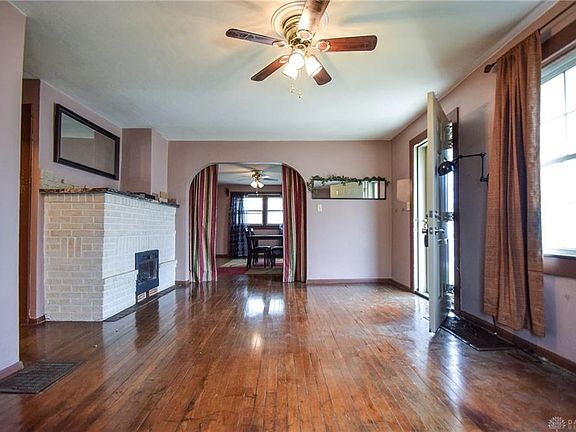 5th image of 1120 S Crawford St