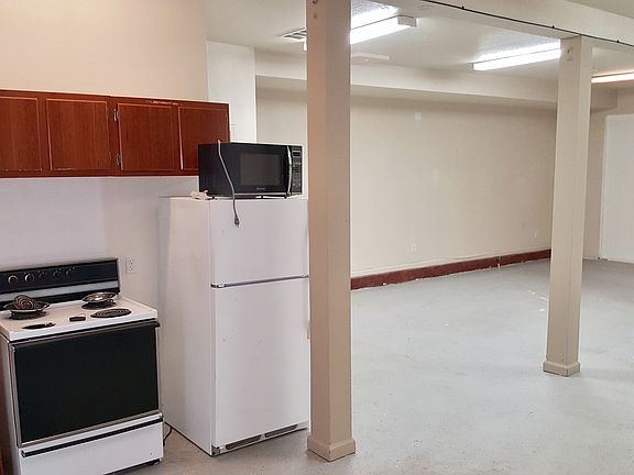 5th image of 318 12th St Unit A