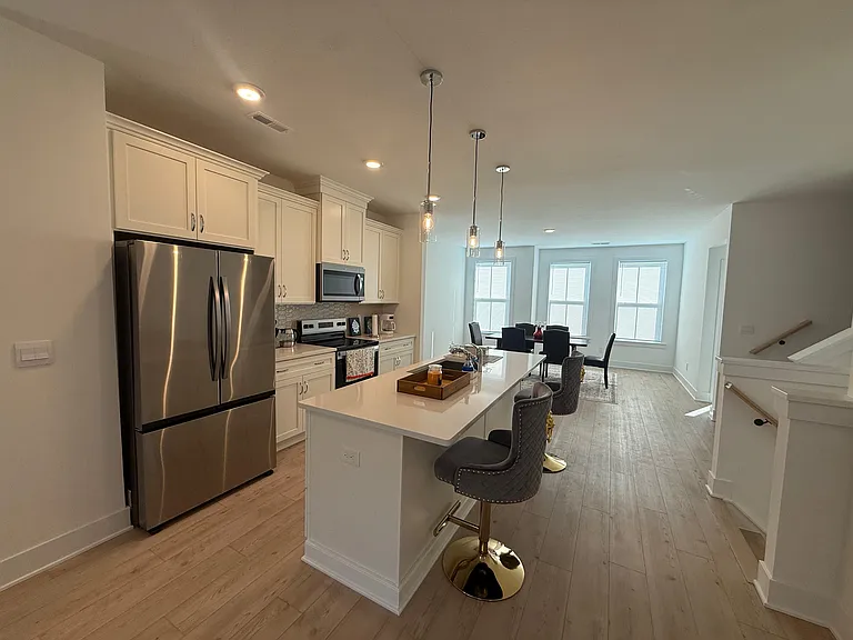 1013 Regalia Rd — Photo 8