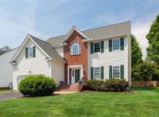 1407 Hawkins Wood Cir, Midlothian, VA