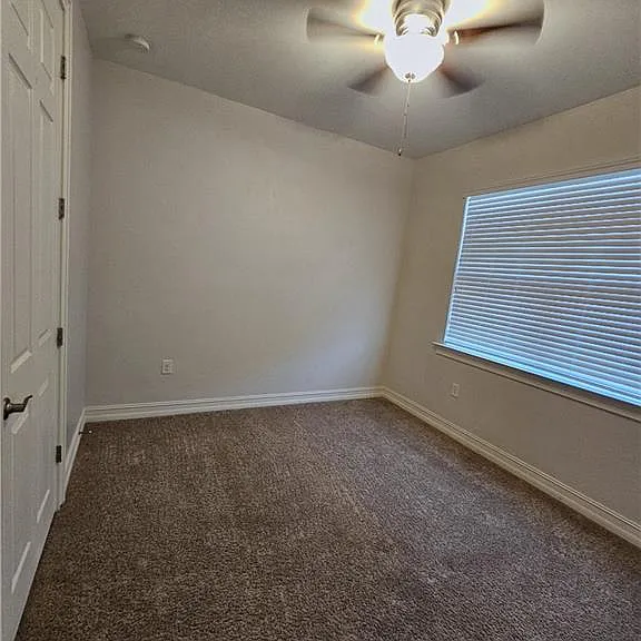 3141 Amadora Cir — Photo 8
