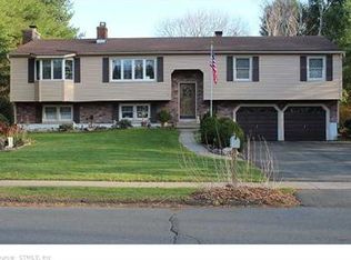 72 School House Rd, Wallingford, CT 06492