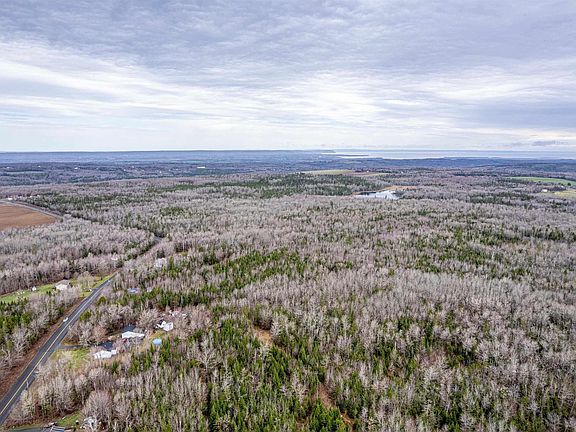 3rd image of Armstrong Lake Rd E