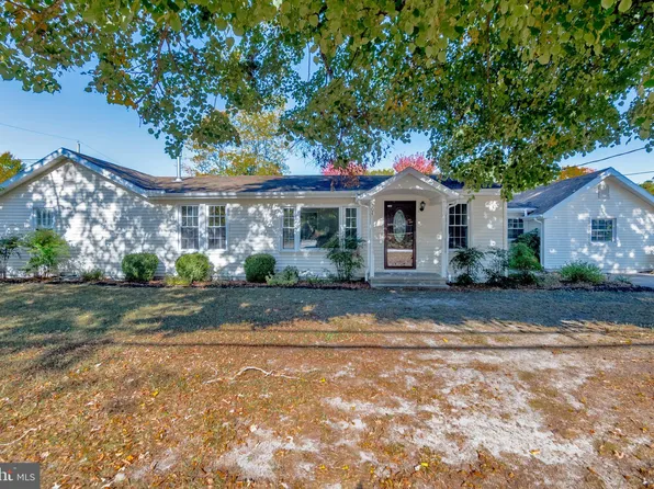 304 S Camden Ave, Fruitland, MD 21826