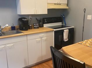 332 Walnut St APT 1, Watervliet, MI 49098