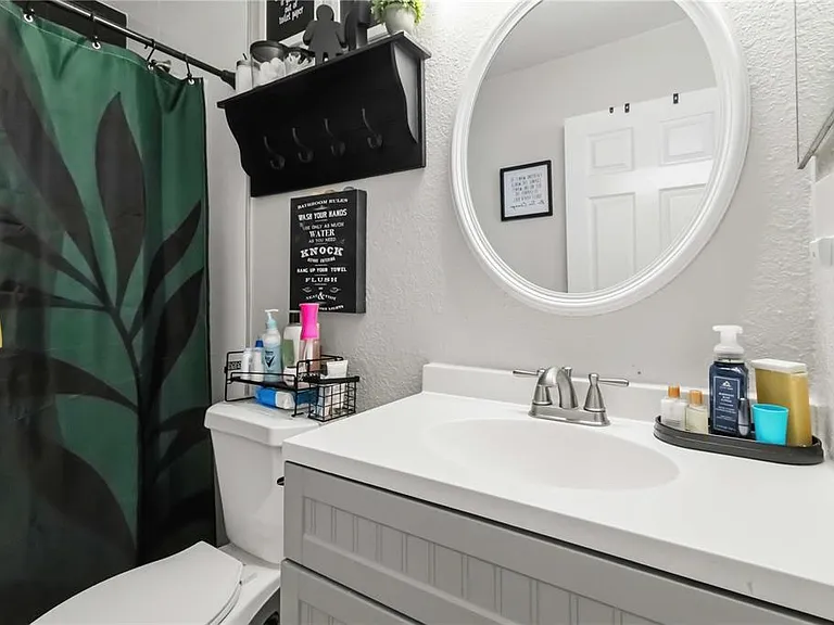10327 Parkcrest Dr — Photo 15