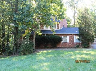 2759 Jeters Chapel Rd, Vinton, VA 24179