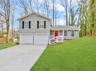 1001 Rampart Pl, Stone Mountain, GA 30088