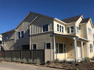 909 Woodbury Ln, Davis, CA 95616