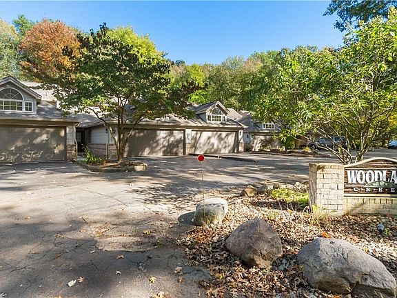 3rd image of 6731 Lockwood Blvd