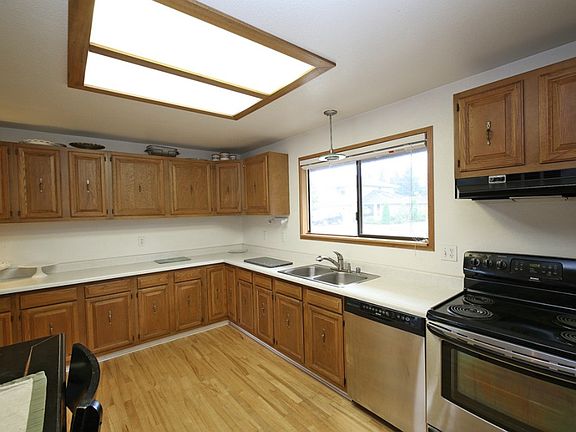 5th image of 8624 55th Ave NE