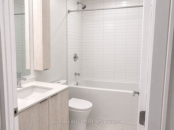 3rd image of 86 Dundas St E #1410