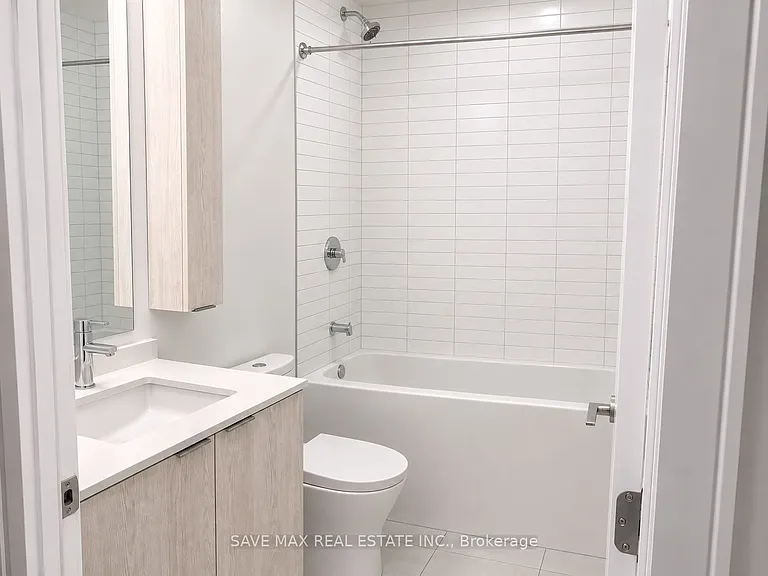 86 Dundas St E #1410 — Photo 3