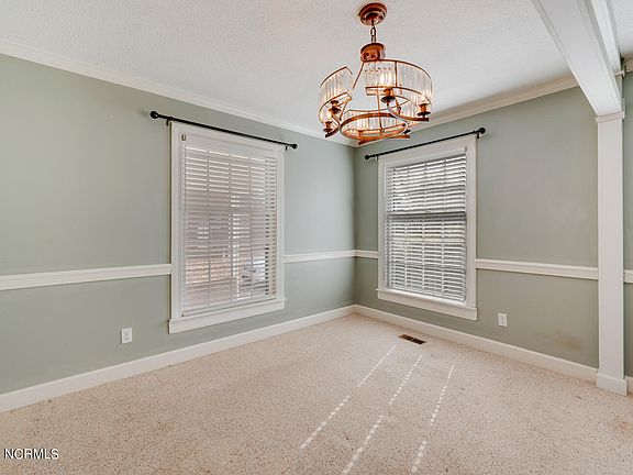 5th image of 110 Kimberley Drive