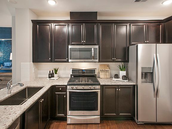 Designer kitchen with plenty of cabinet space