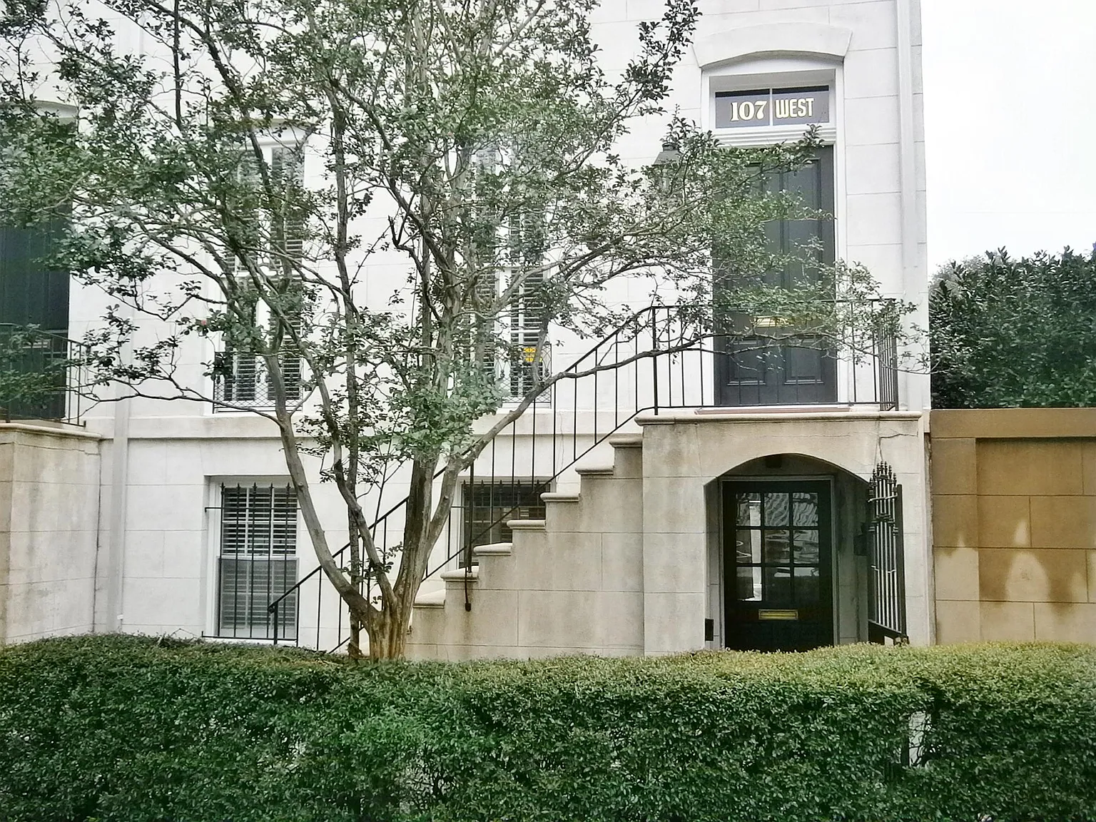 1 bed, 800 sqft, $2,100 — Photo 2