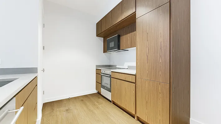 Rented by Nooklyn NYC LLC | media 67