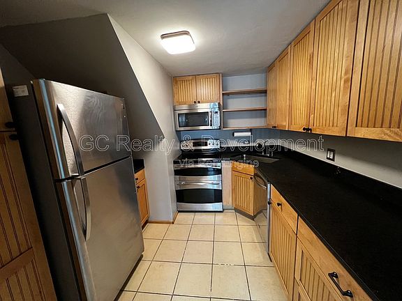 4th image of 1221 N Dearborn St Ph P9n