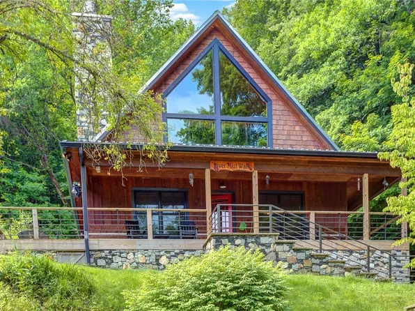 568 Auborn Trivette Road, Sugar Grove, NC 28679