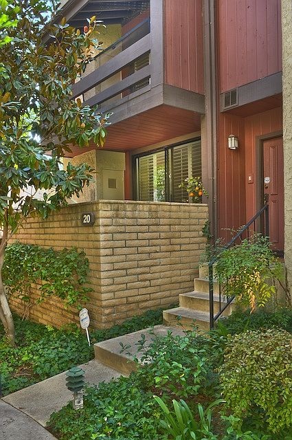 1st image of 21931 Burbank Blvd #20