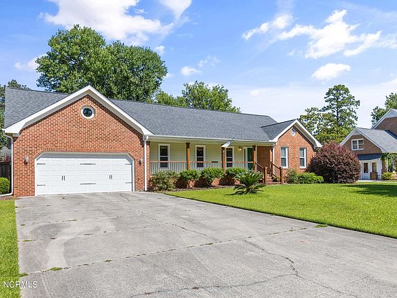 3rd image of 3224 Grey Leaf Drive