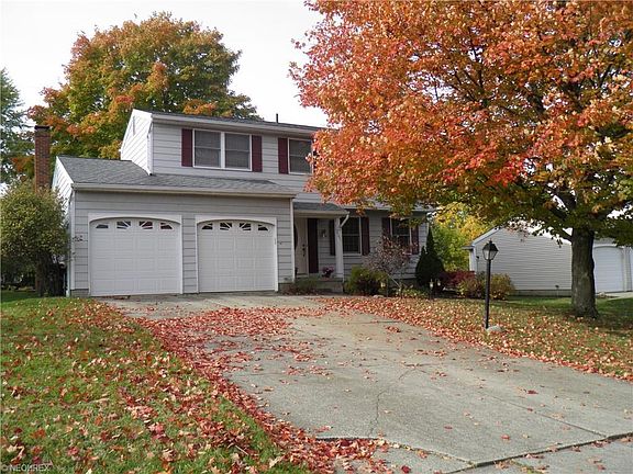 4th image of 865 Greenfield Dr