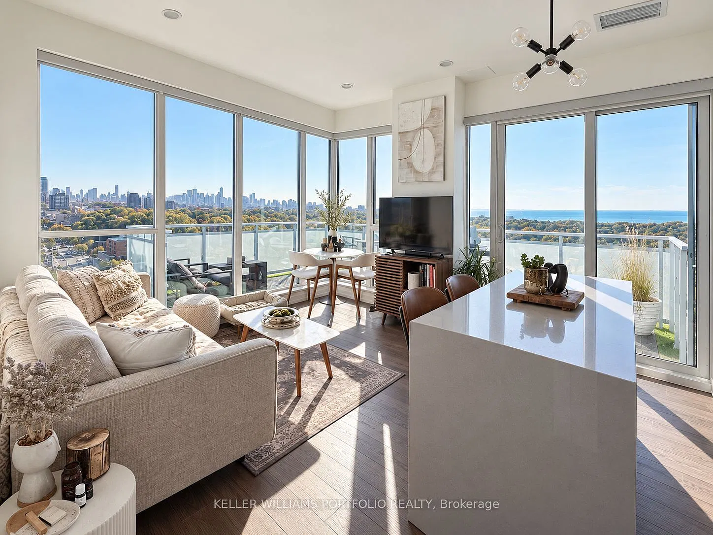 2 bed, $3,500 — Photo 1