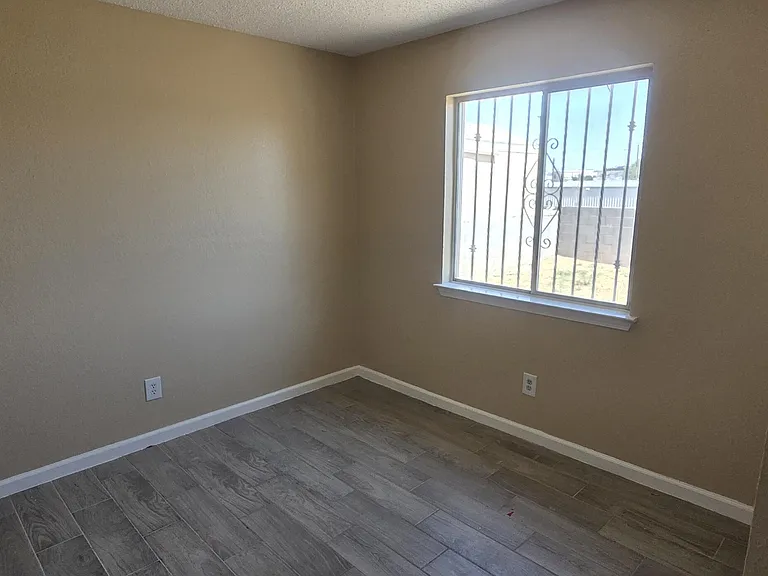 11559 Tony Ponce Dr — Photo 6