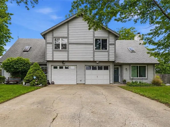 1400 E 123rd Ter, Olathe, KS 66061