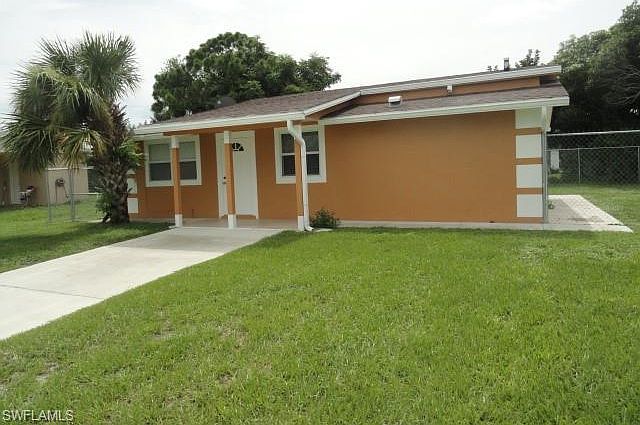 1st image of 420 Canyon Dr S