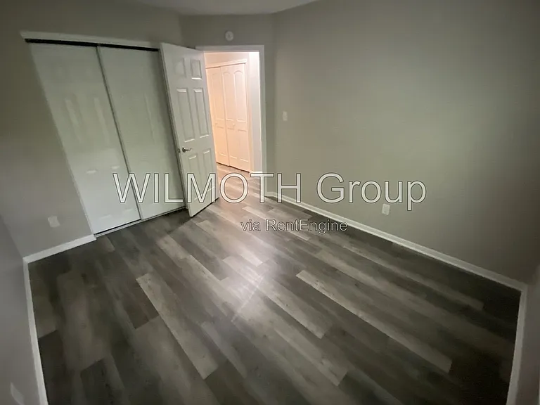 8457 Traders Ct — Photo 11