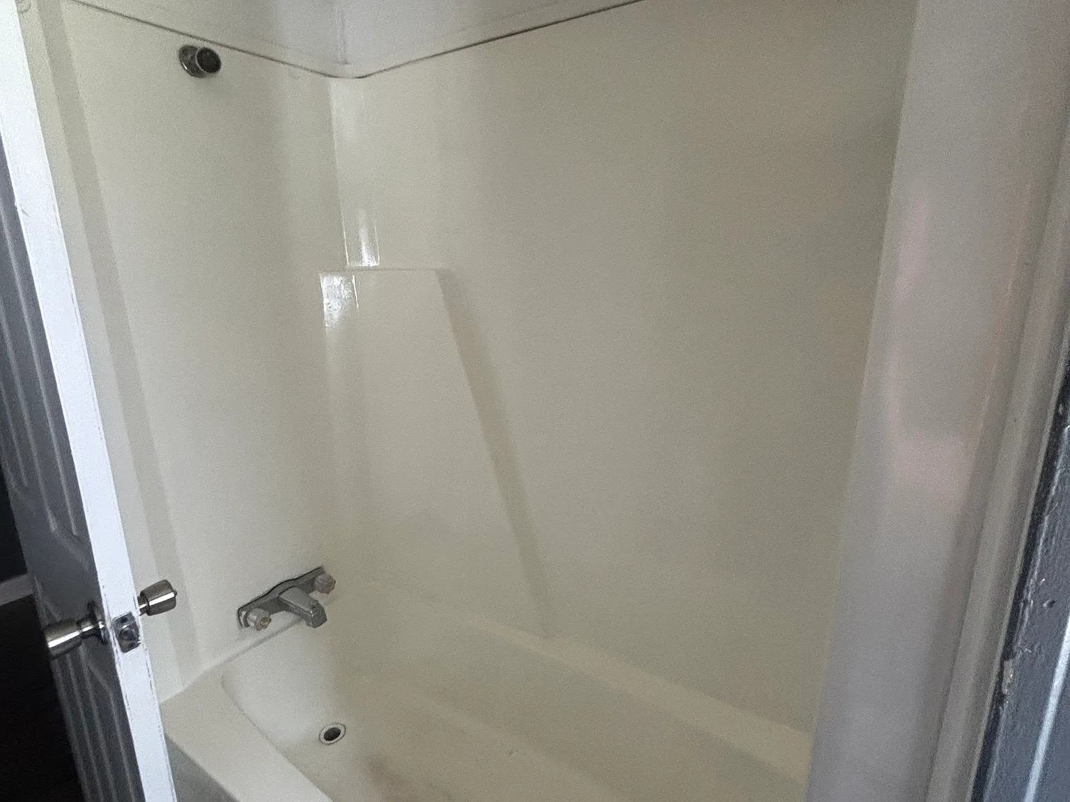2 bed, 924 sqft, $695 — Photo 4
