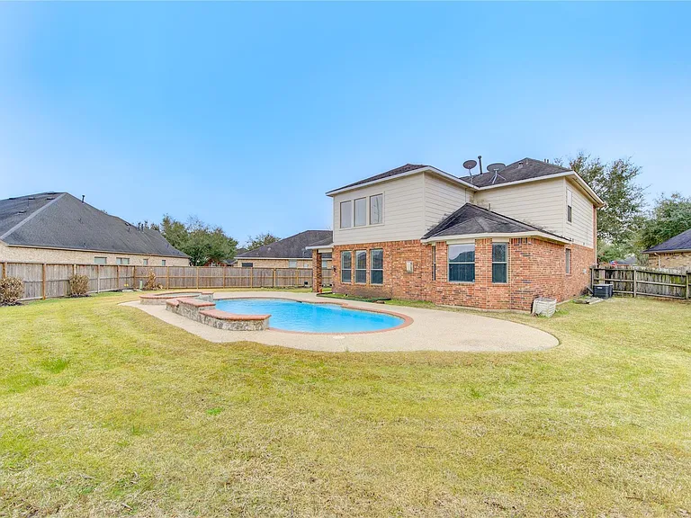 5007 Jade Cove Ct — Photo 4