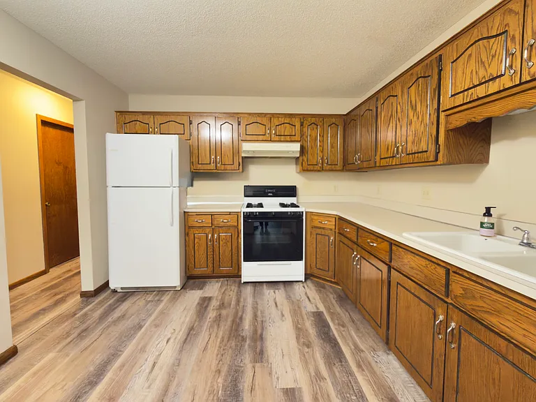 9487 Monroe St NE — Photo 5