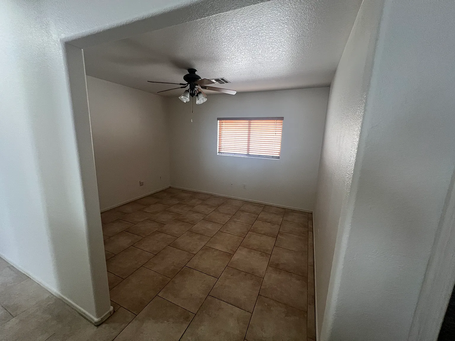3 bed, 1524 sqft, $2,650 — Photo 4