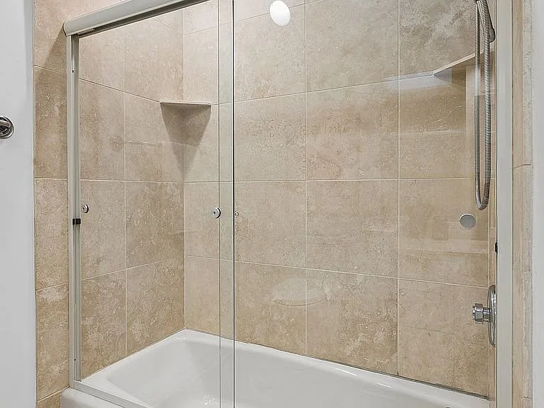 14341 Hamilton St — Photo 26