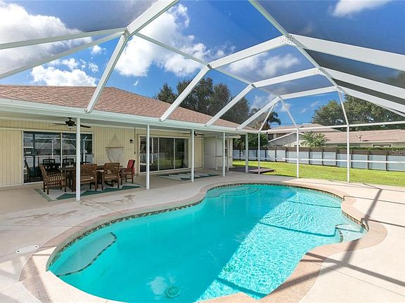 3rd image of 504 Orange Blossom Ln