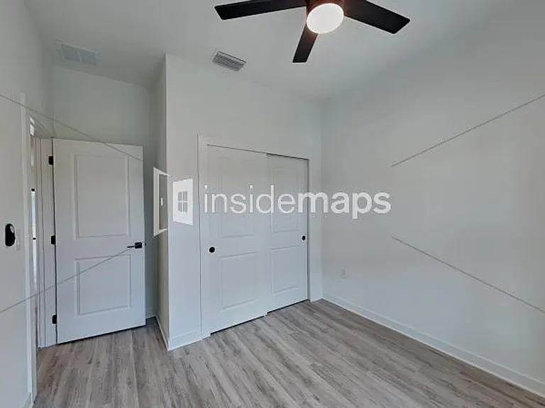 1133 Abrams Blvd — Photo 6