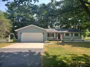 12755 Frost Rd, Hemlock, MI 48626