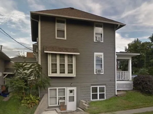 904 1/2 E Iowa Ave, Iowa City, IA 52245