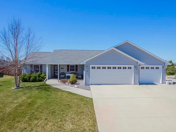411 Bretts Way, Orfordville, WI 53576