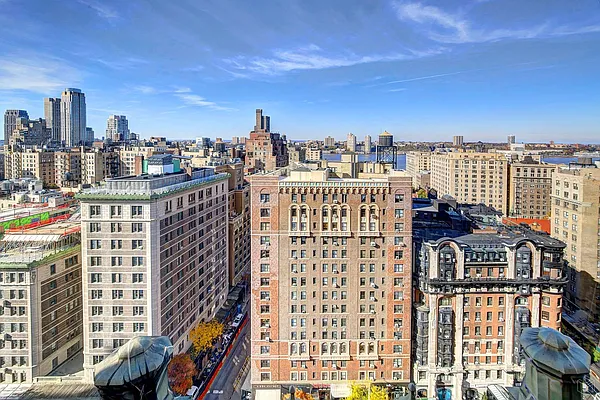 Sold by Halstead Real Estate | media 8